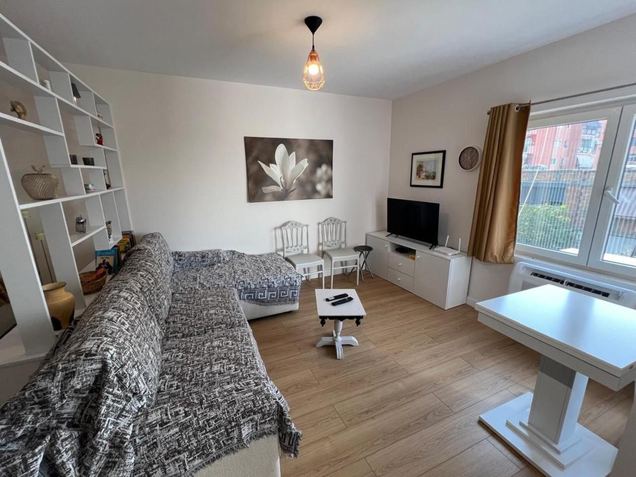 Dream Apartament Tiranë Ngoại thất bức ảnh